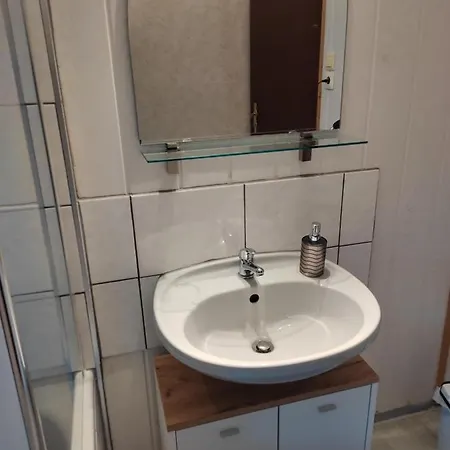 Gaestezimmer Boxenstopp Ubytování v soukromí *