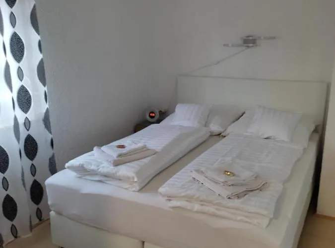 Gaestezimmer Boxenstopp Veitsbronn